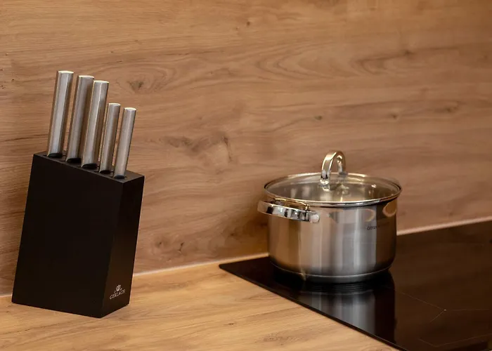 Bright Starowiejska With Parking By Renters