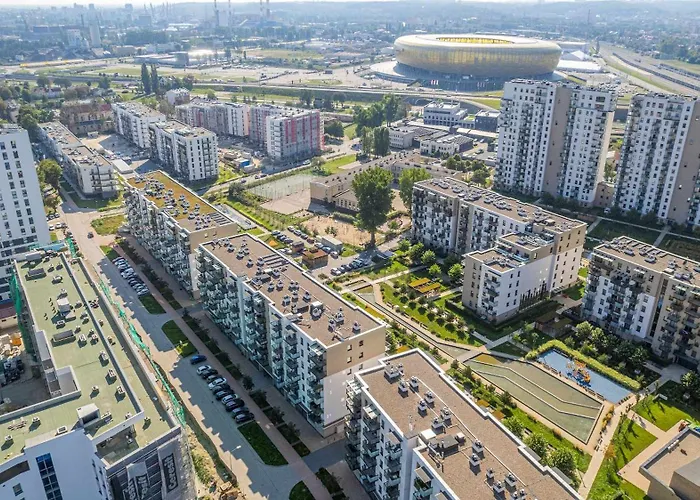 아파트 Bright Starowiejska With Parking By Renters